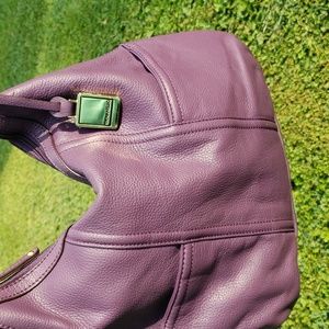 TIGNANELLO PLUM LEATHER SHOULDER HOBO BAG ZIP CLOSURE
